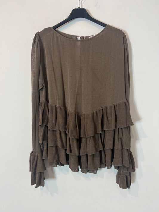 ZARA. top punto volantes T.s