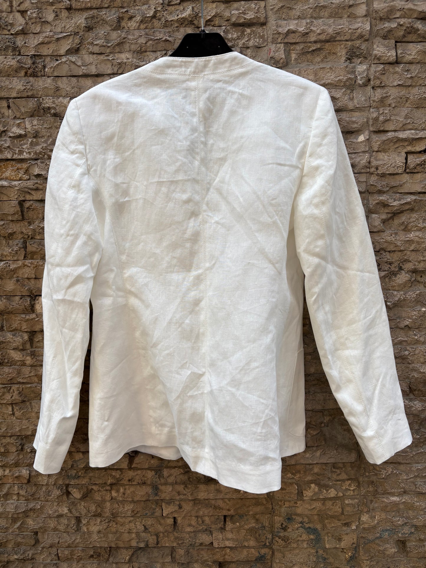 MASSIMO DUTTI. Chaqueta blanca lino bolsillos
