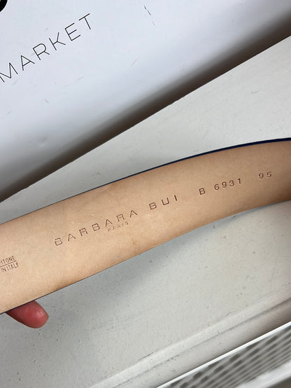 BARBARA BUI. Cinturón piel azul textura. T 95