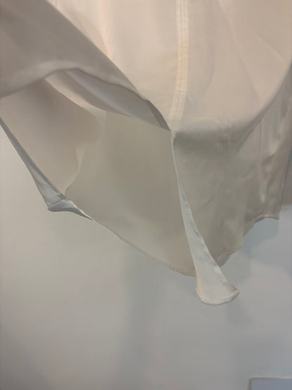 ZARA. Top blanco fluido lazada