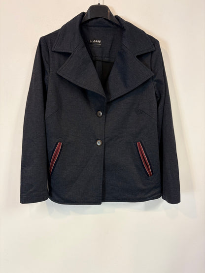 ERRE. Chaqueta espiga gris