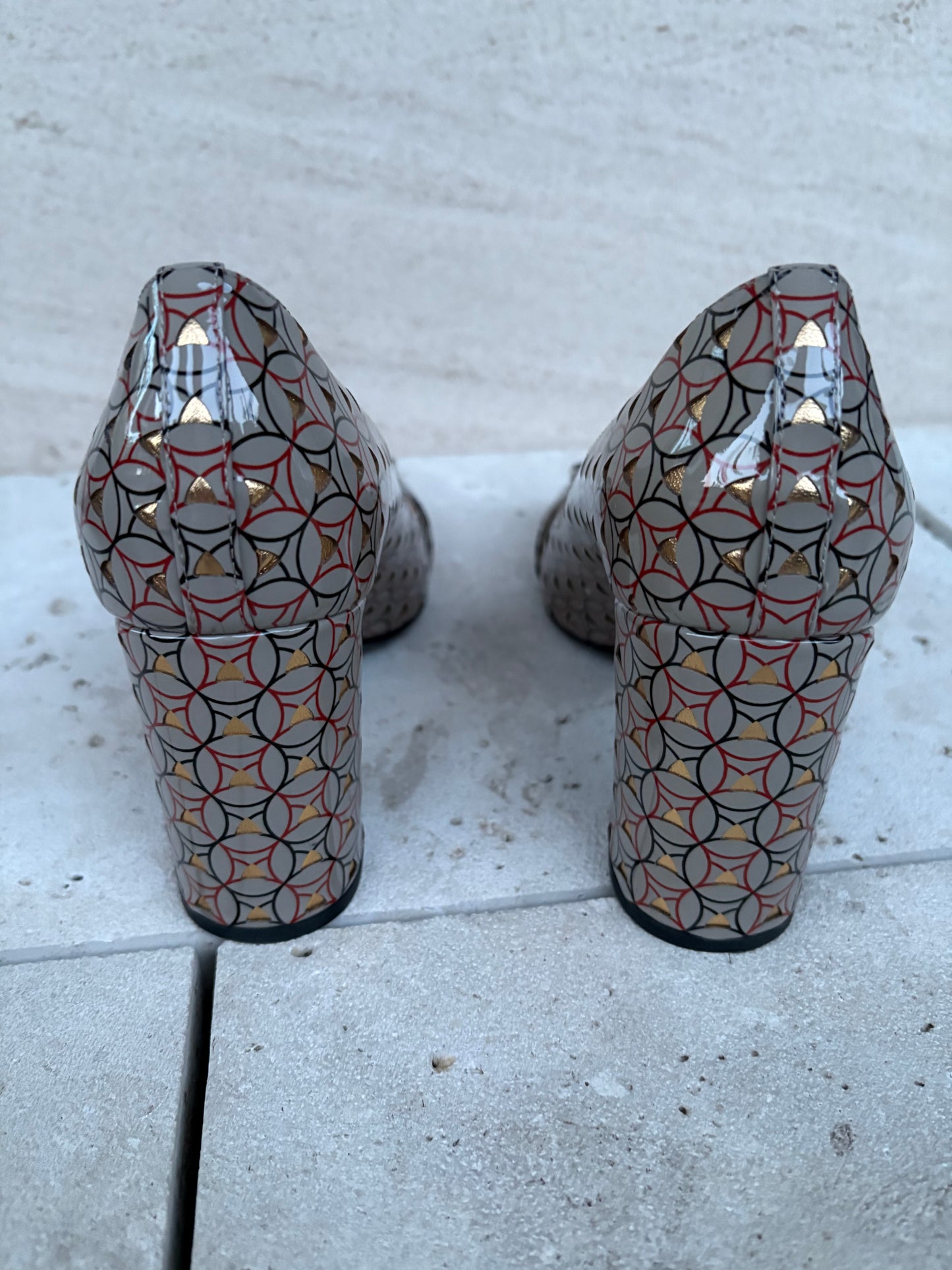 BOTTEGA VENETA. Tacones dibujo geométrico