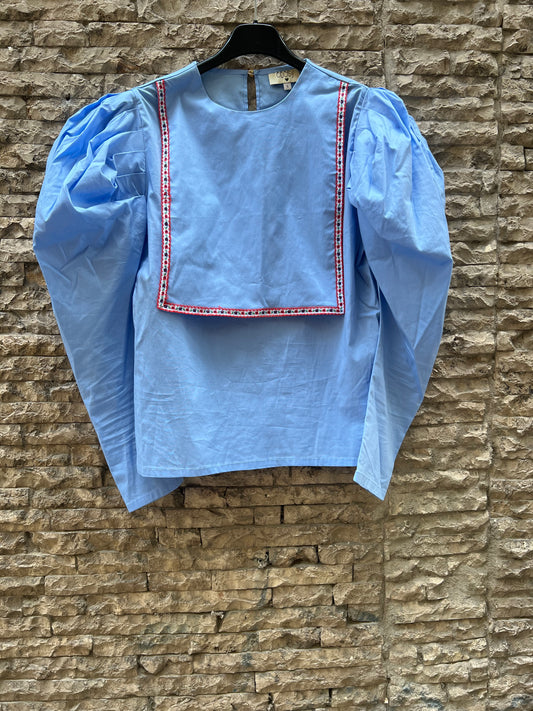 COOSY. Blusa detalle delantero T.s