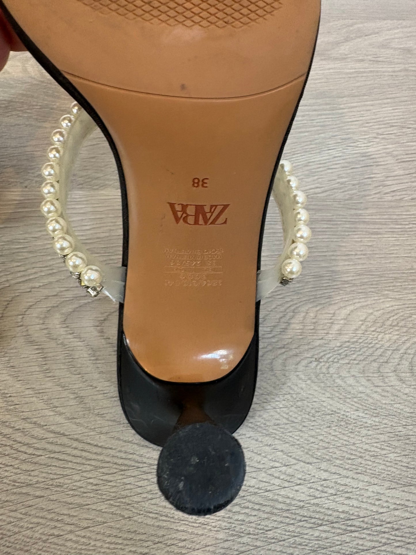 ZARA. Sandalia  tiras fiesta. T 38