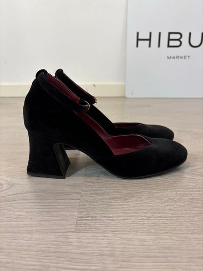 FLABELUS. Tacones terciopelo modelo The D'Orsey Pumps. T 40