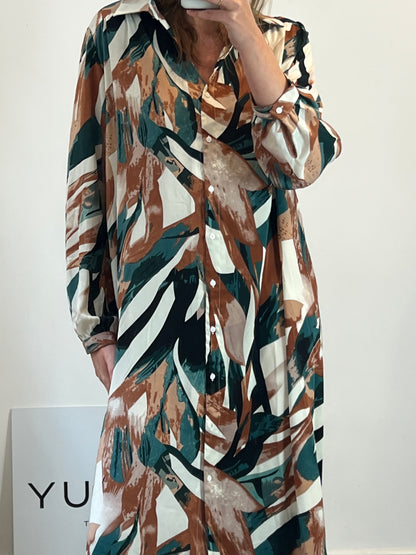 SKUE. Vestido camisero estampado. T L