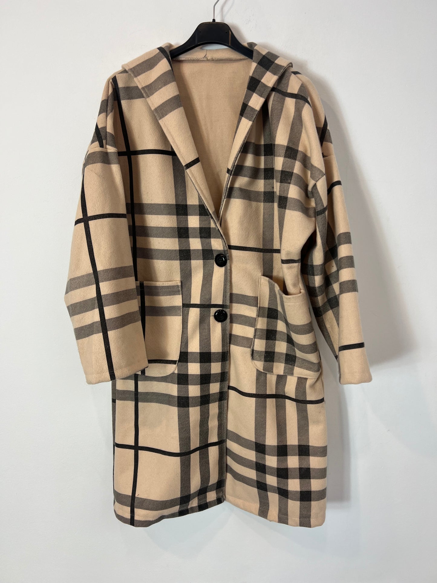 OTRAS. Chaqueta larga cuadros. T M