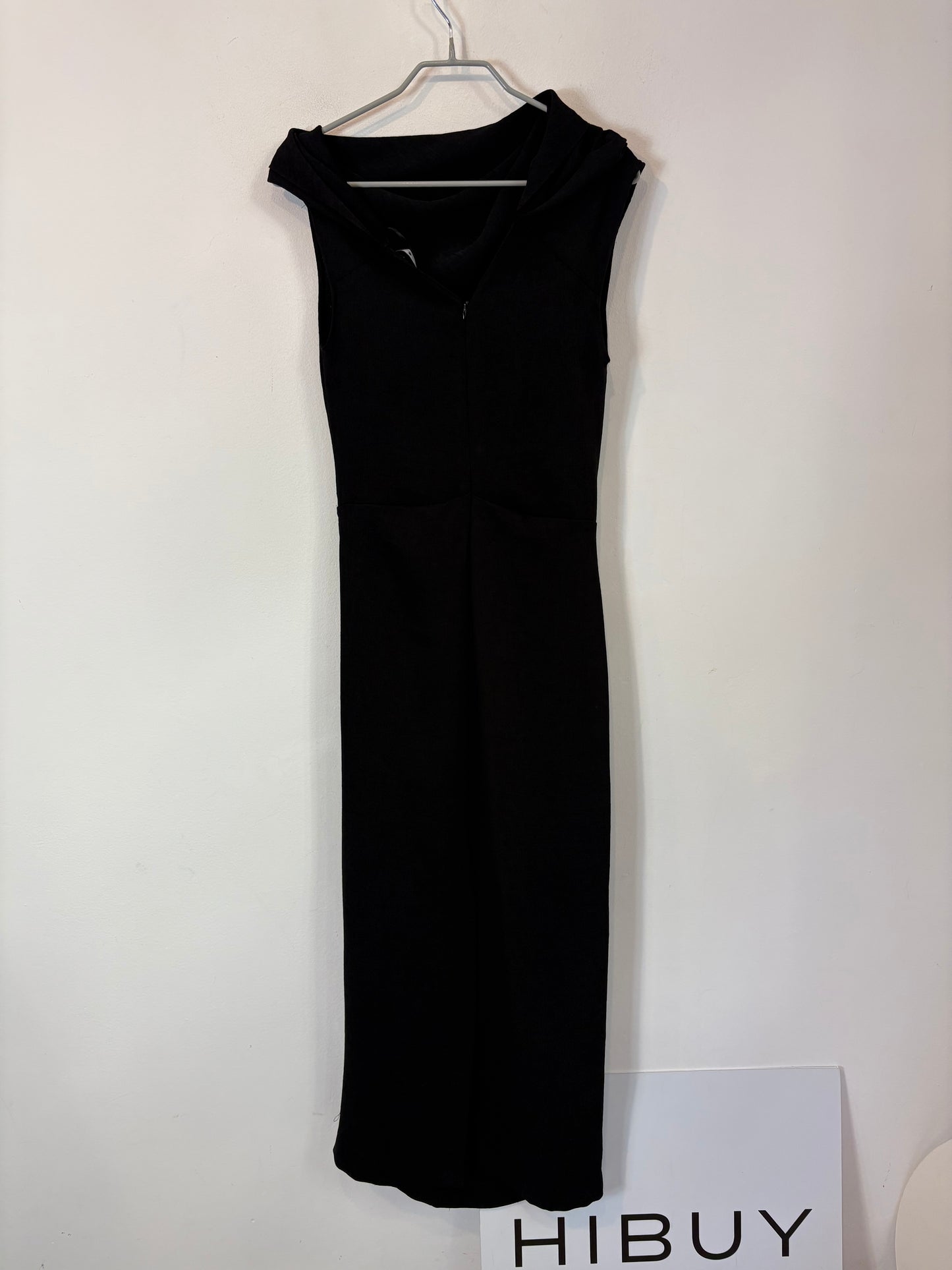 ZARA. Vestido largo negro textura