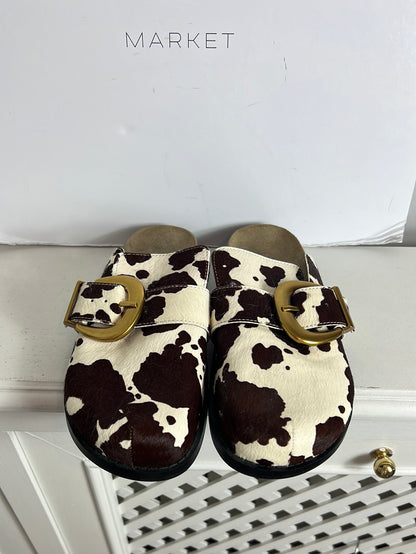 MANGO. Zapatos animal print textura. T 37