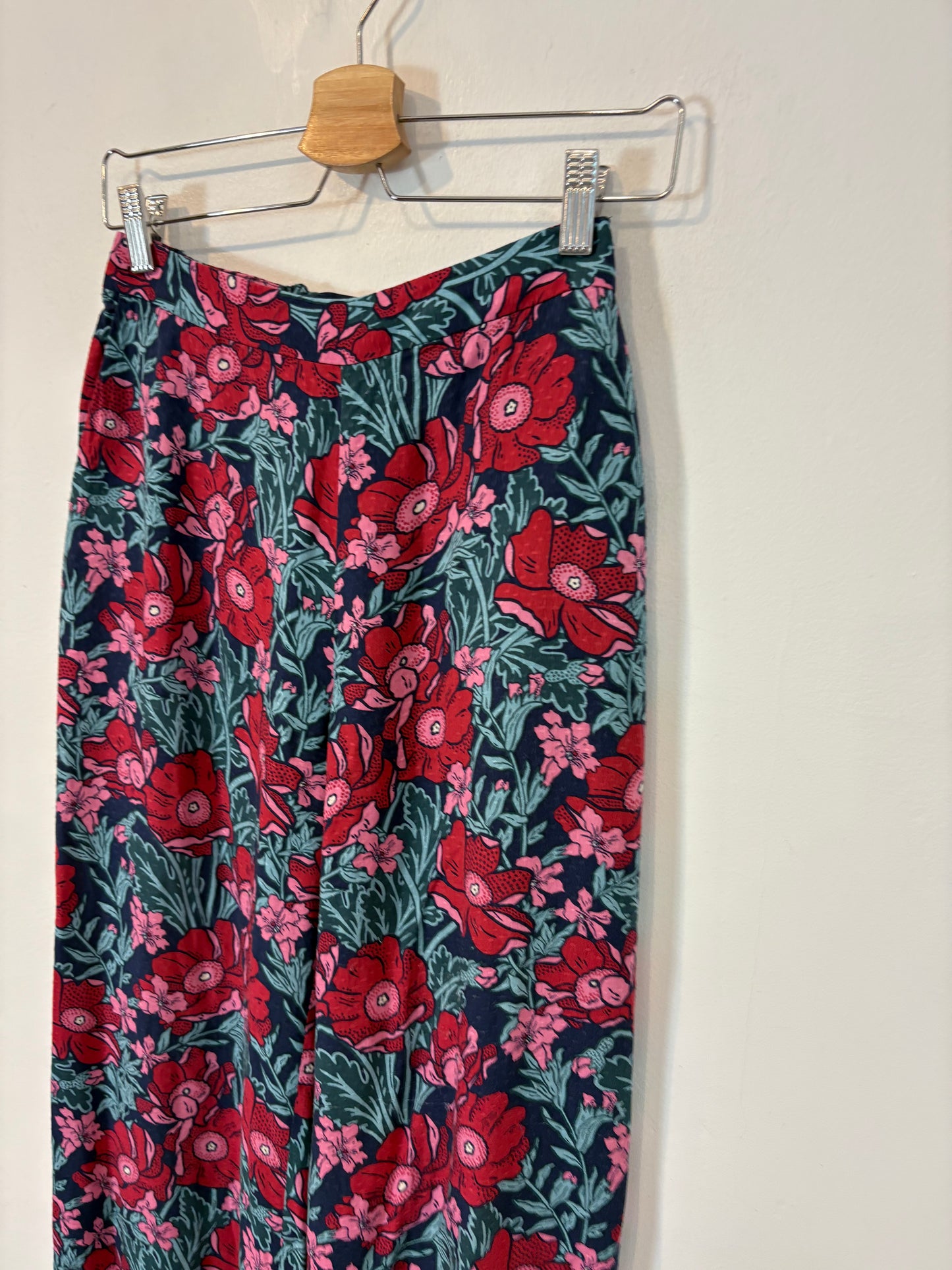 BARILOCHE. Houndstooth trousers size 36