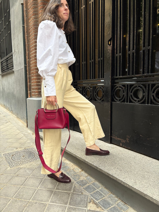 TOD´S . Mocasines piel burdeos. T 38