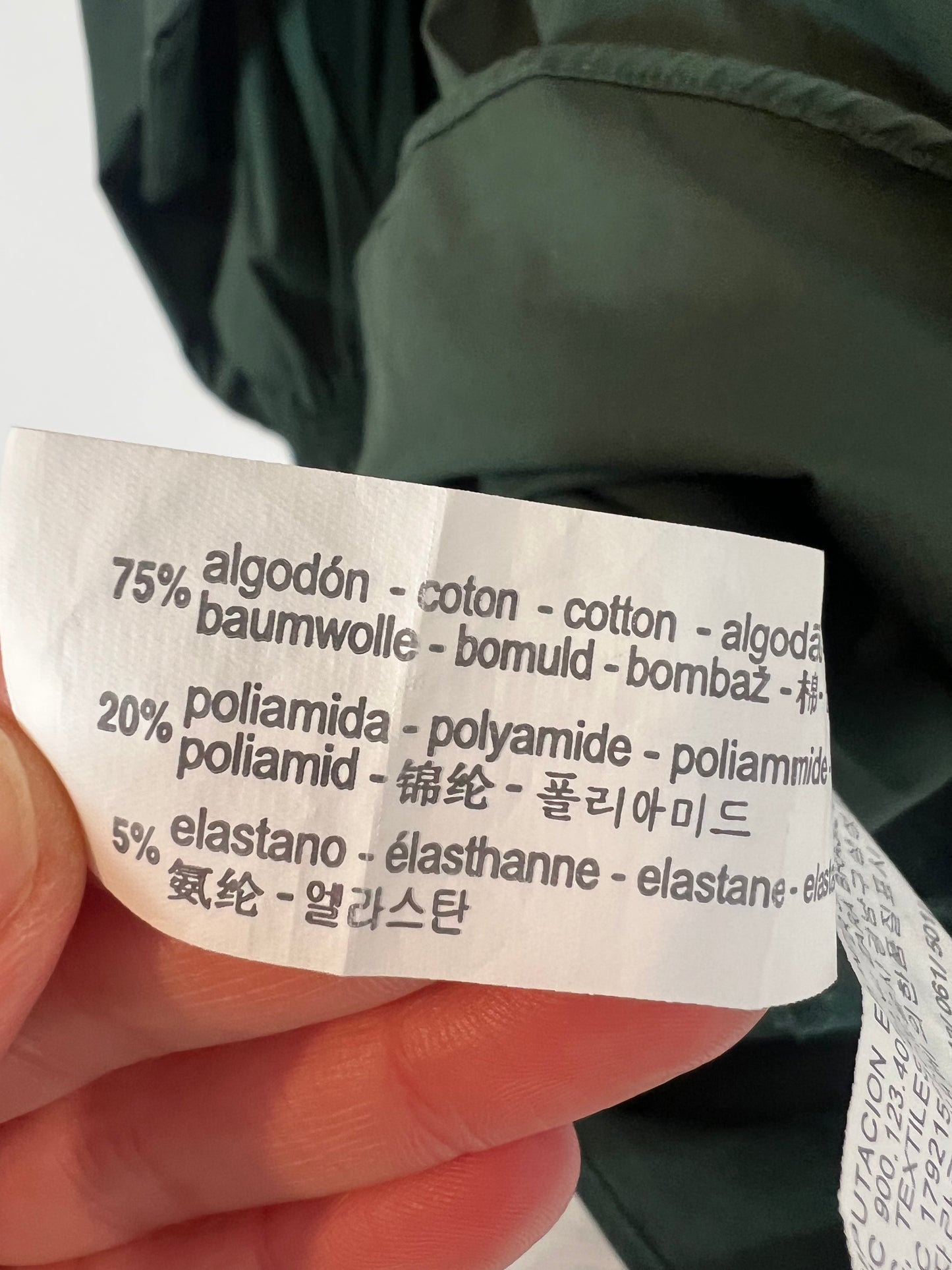 ZARA. Green blouse with Perkins collar. TM