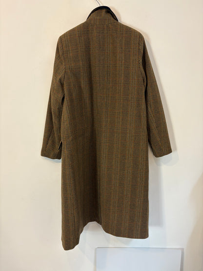 Abrigo cuadros detalles en terciopelo