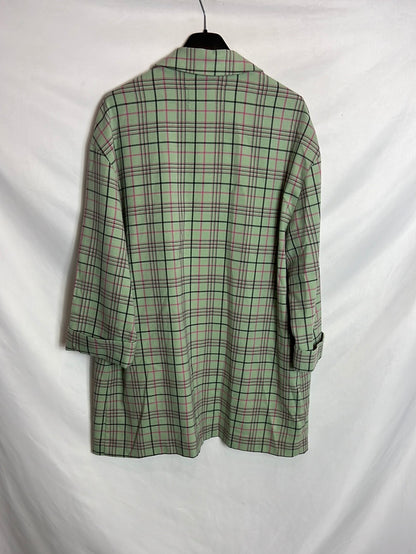 STRADIVARIUS . Blazer verde cuadros larga. T M
