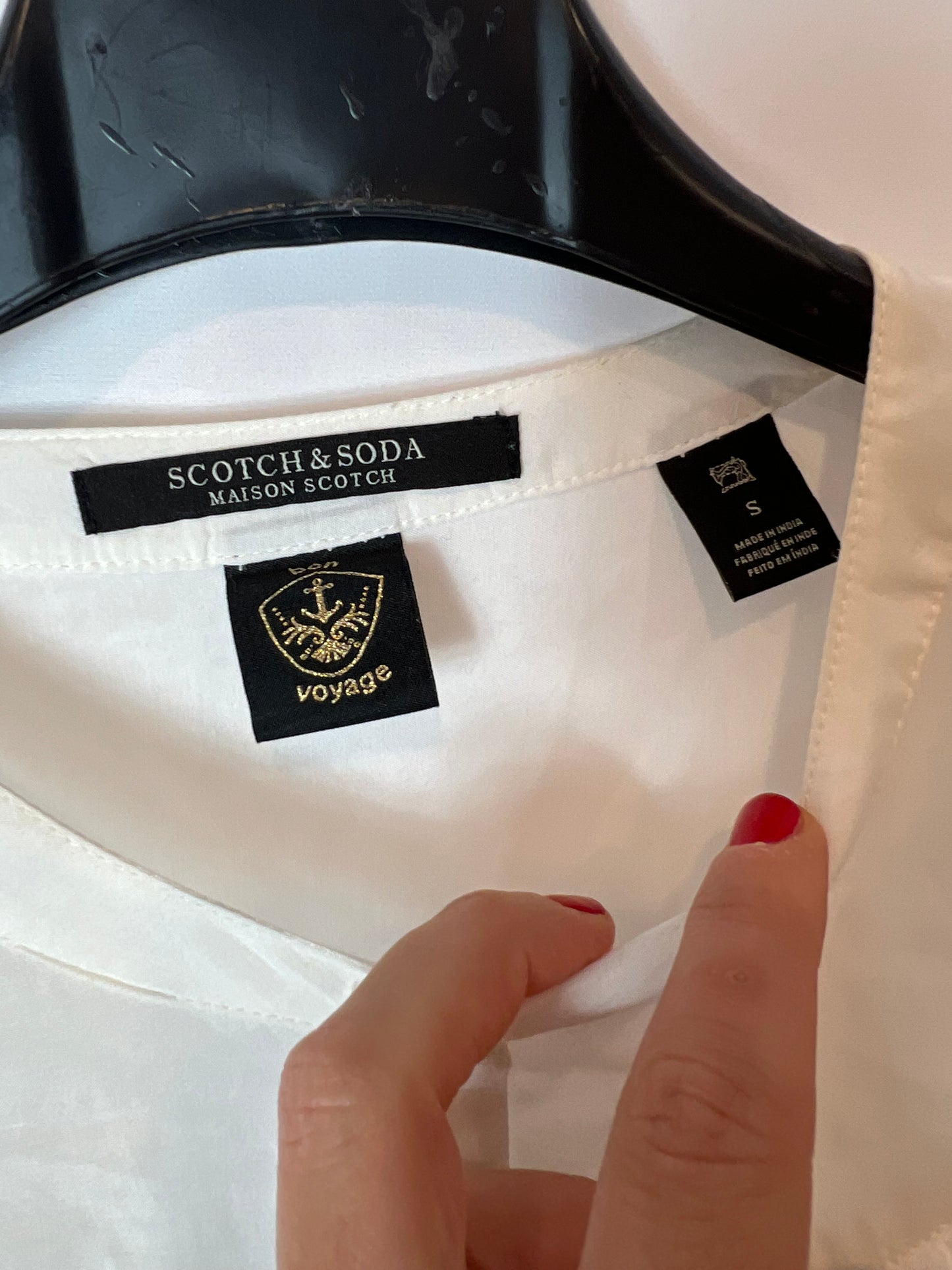 SCOTCH&amp;SODA. White ruffled Ts blouse