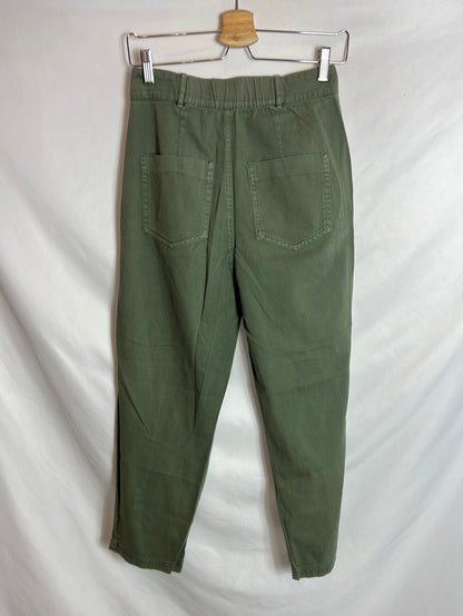 MANGO. Pantalones verdes pinzas. T 36