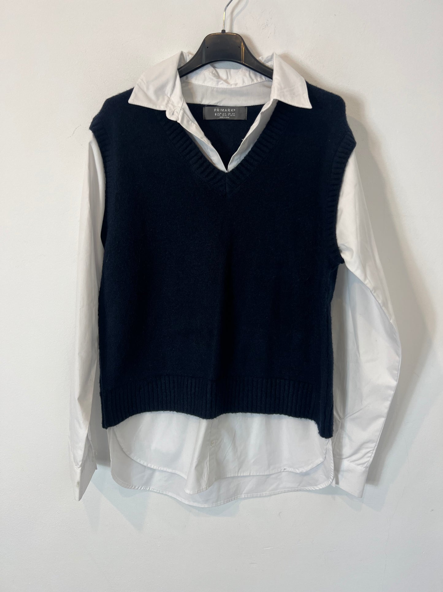PRIMARK. Chaleco punto con camisa. T S