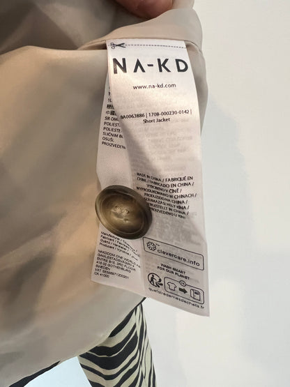 NAKD X  JOSEFINE HJ. Cazadora estampado cebra T.32 (S)