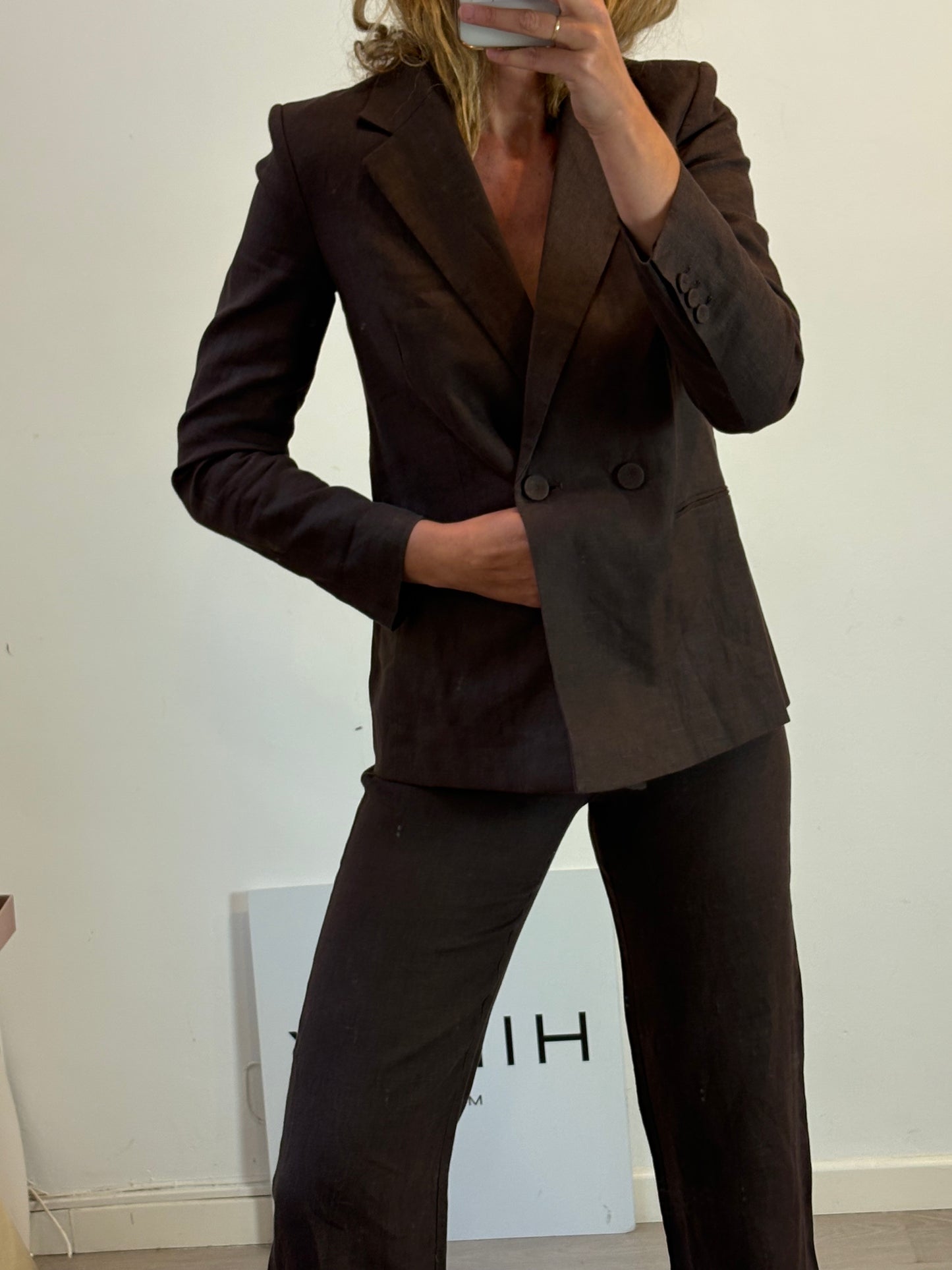 MANGO.  Traje de chaqueta lino marrón