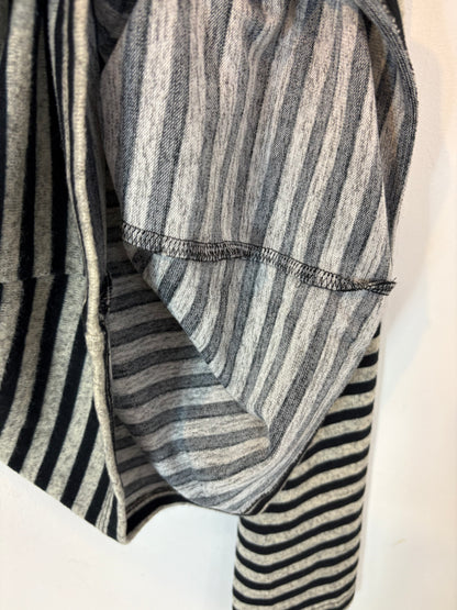 ZARA. Top punto rayas
