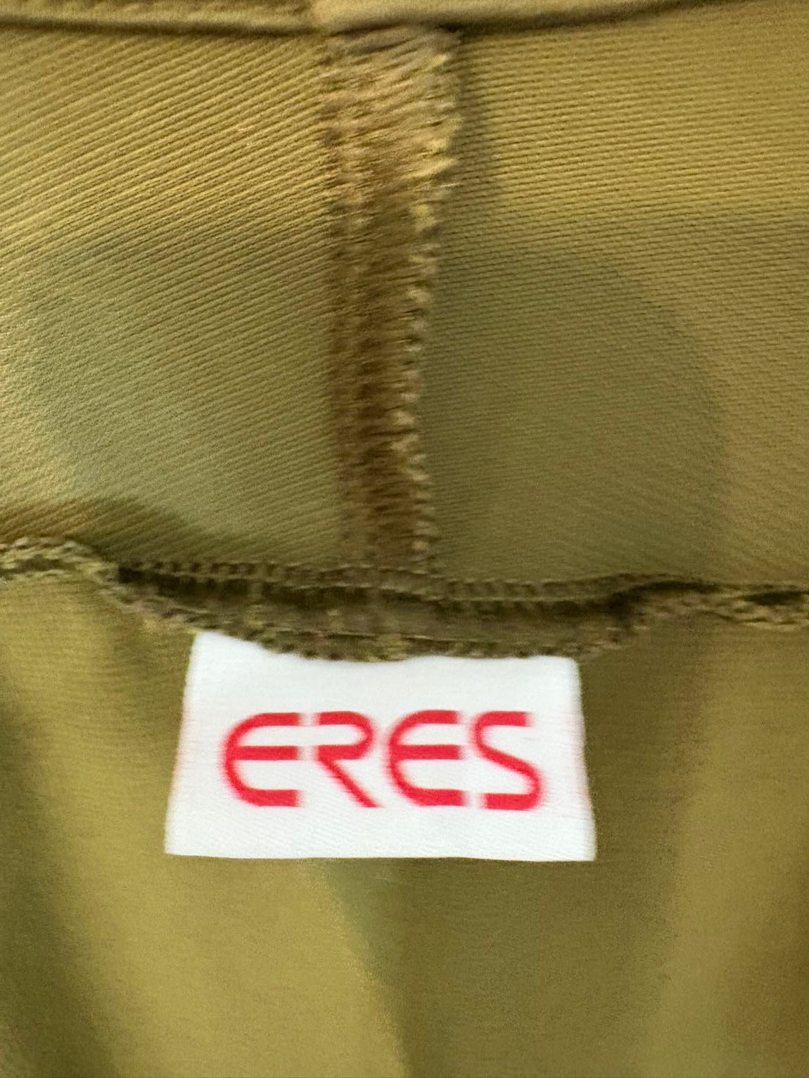 ERES. Vestido corto elástico en verde