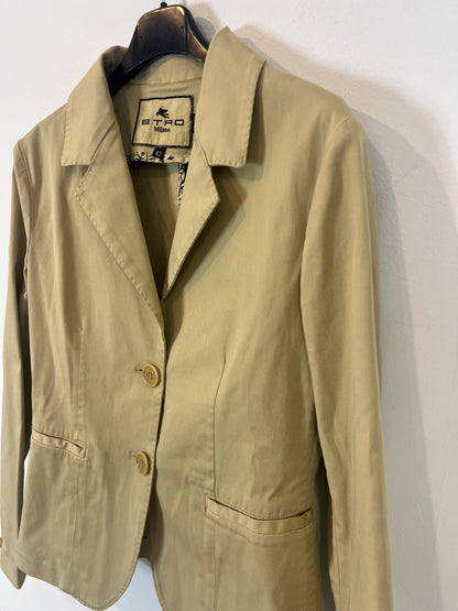 ETRO Blazer beige entallada. T 42 (38)