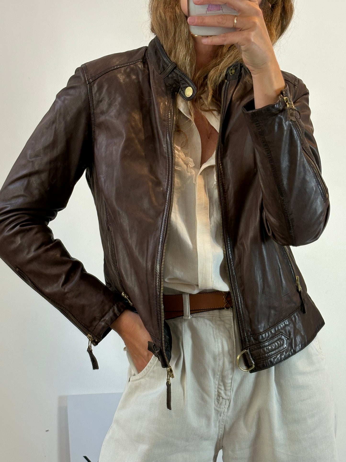 MASSIMO DUTTI. Cazadora marrón piel