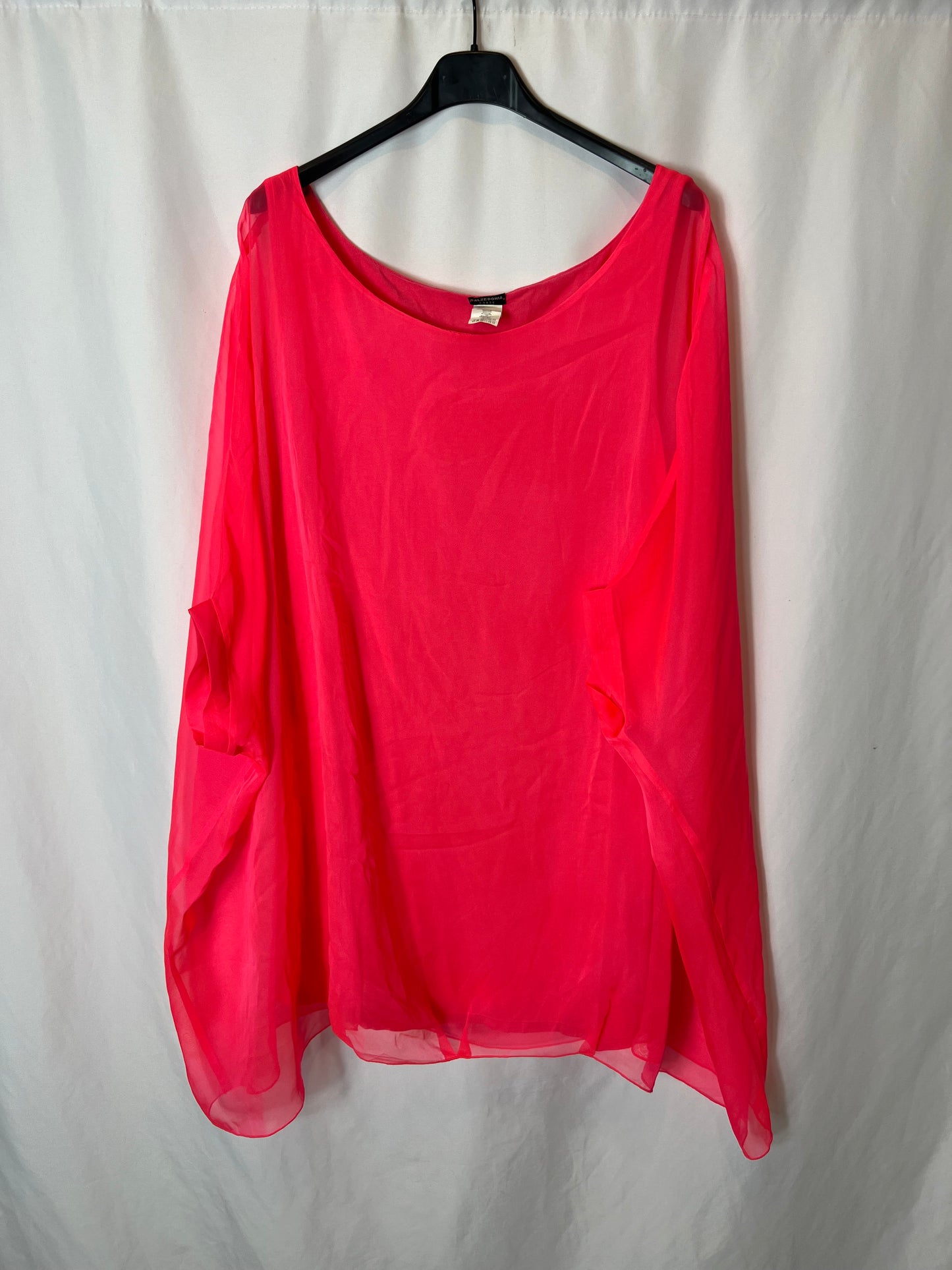 CALZEDONIA. Flowy pink Ts dress