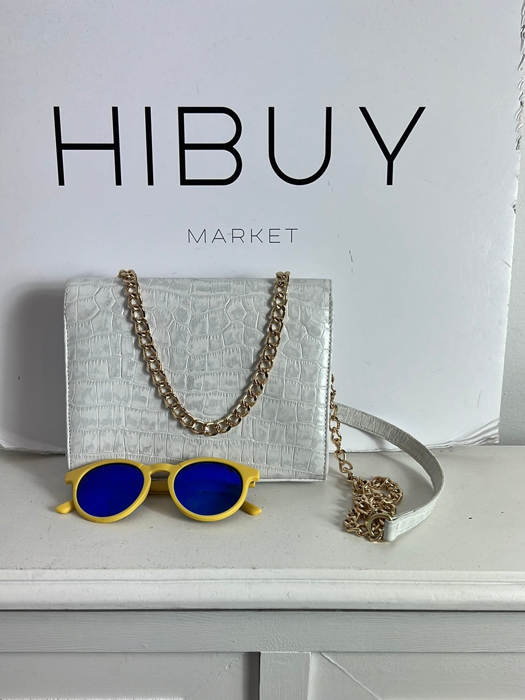 CUPLÉ. Bolso mini piel troquelado