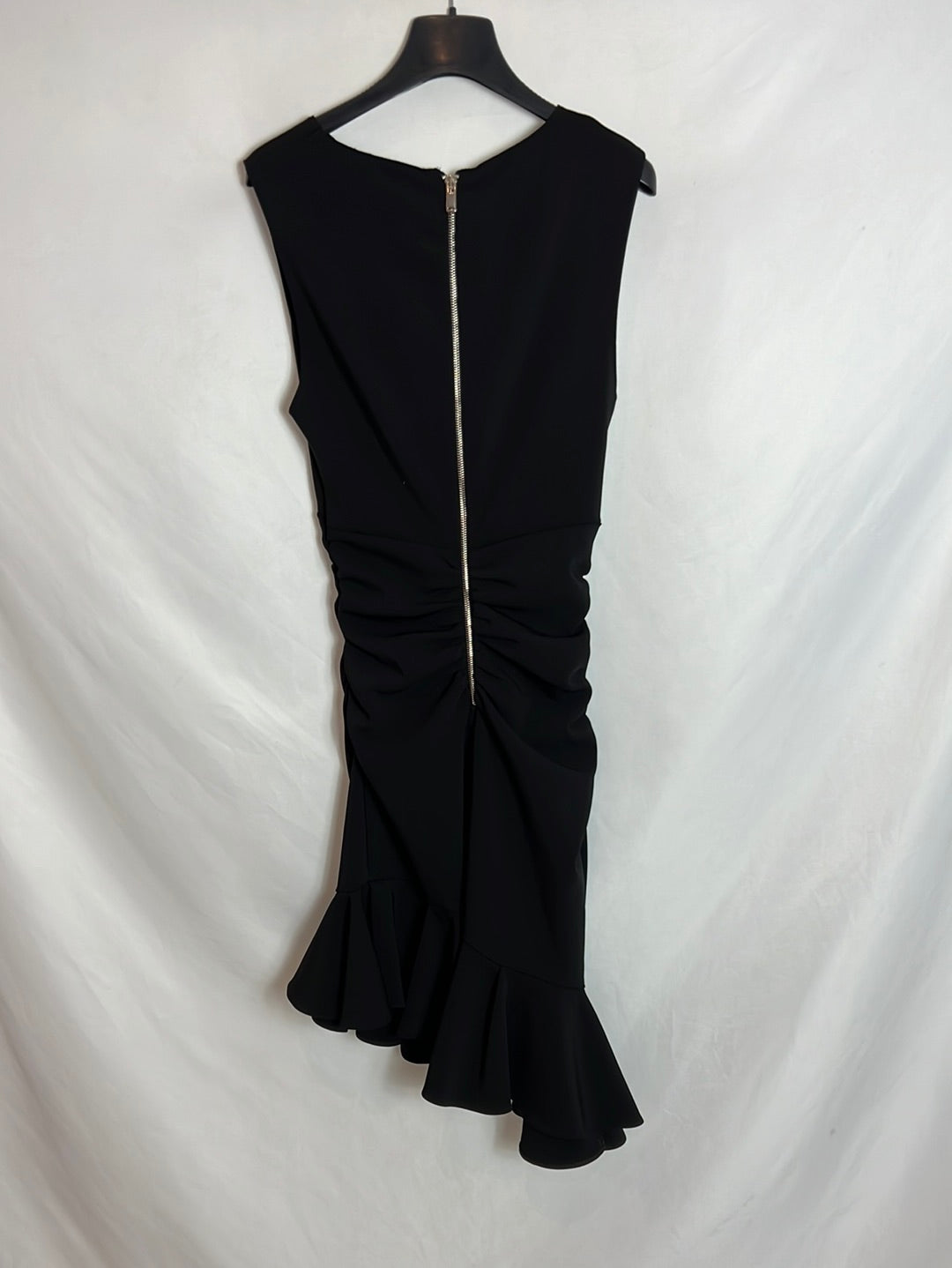 ZARA. Vestido midi negro volantes T.S