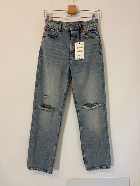 ZARA. Denim pata ancha recto. T 34