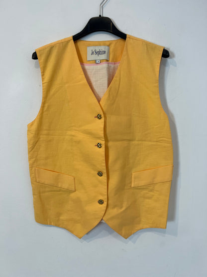 JOSEPHINE. Yellow Vest Ts