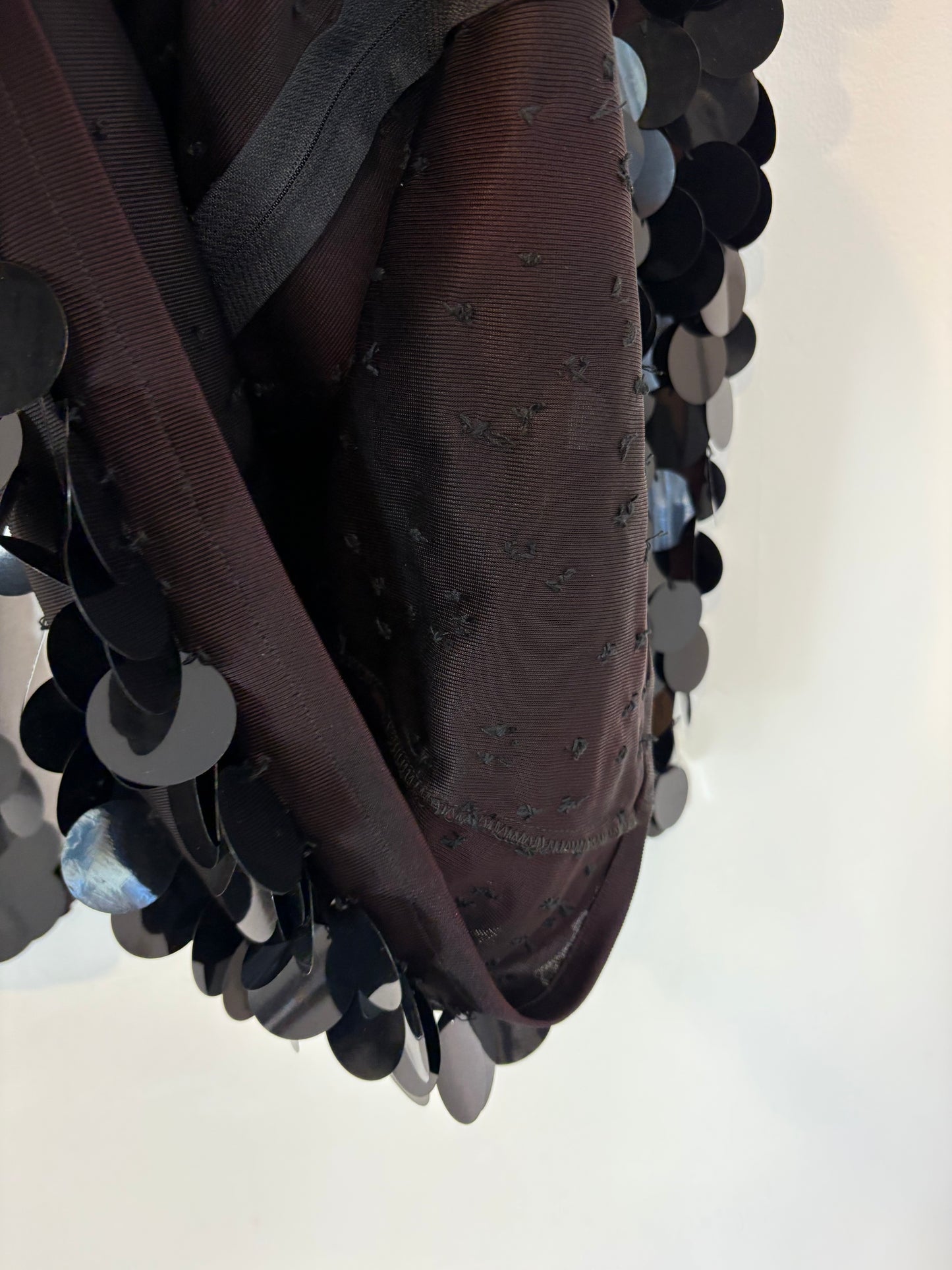 OTRAS. Top lentejuelas maxi