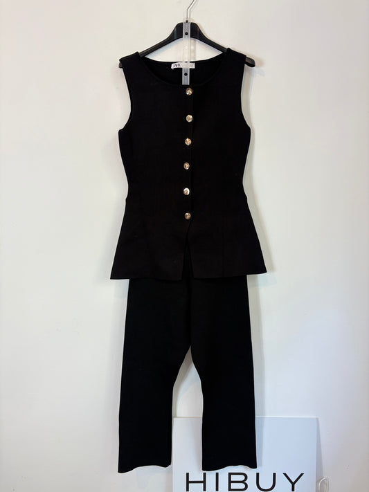 ZARA. Conjunto punto elástico negro. T S