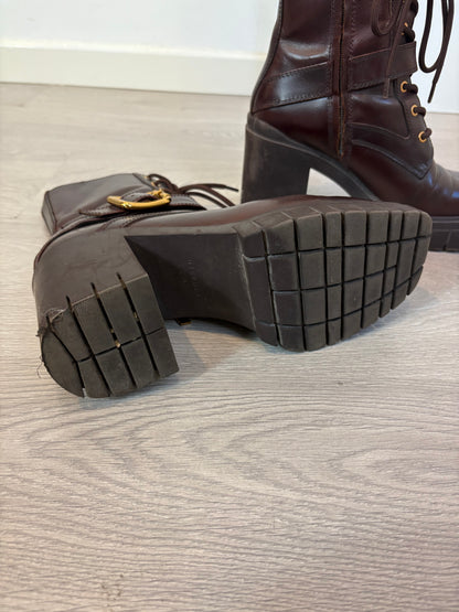 UTERQÜE. Botines piel cordones. T 39