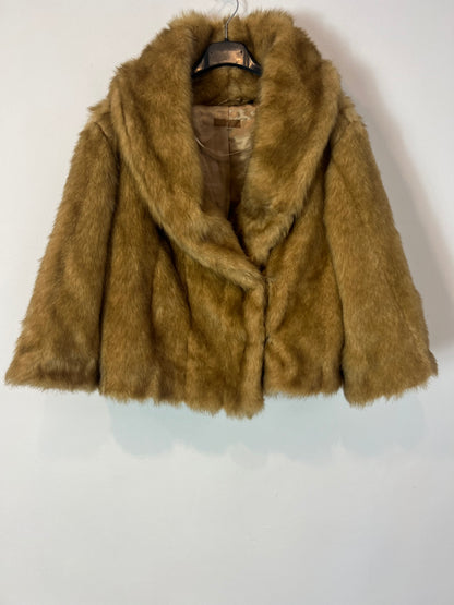 OTRAS. Chaqueta pelo cruzada. T M