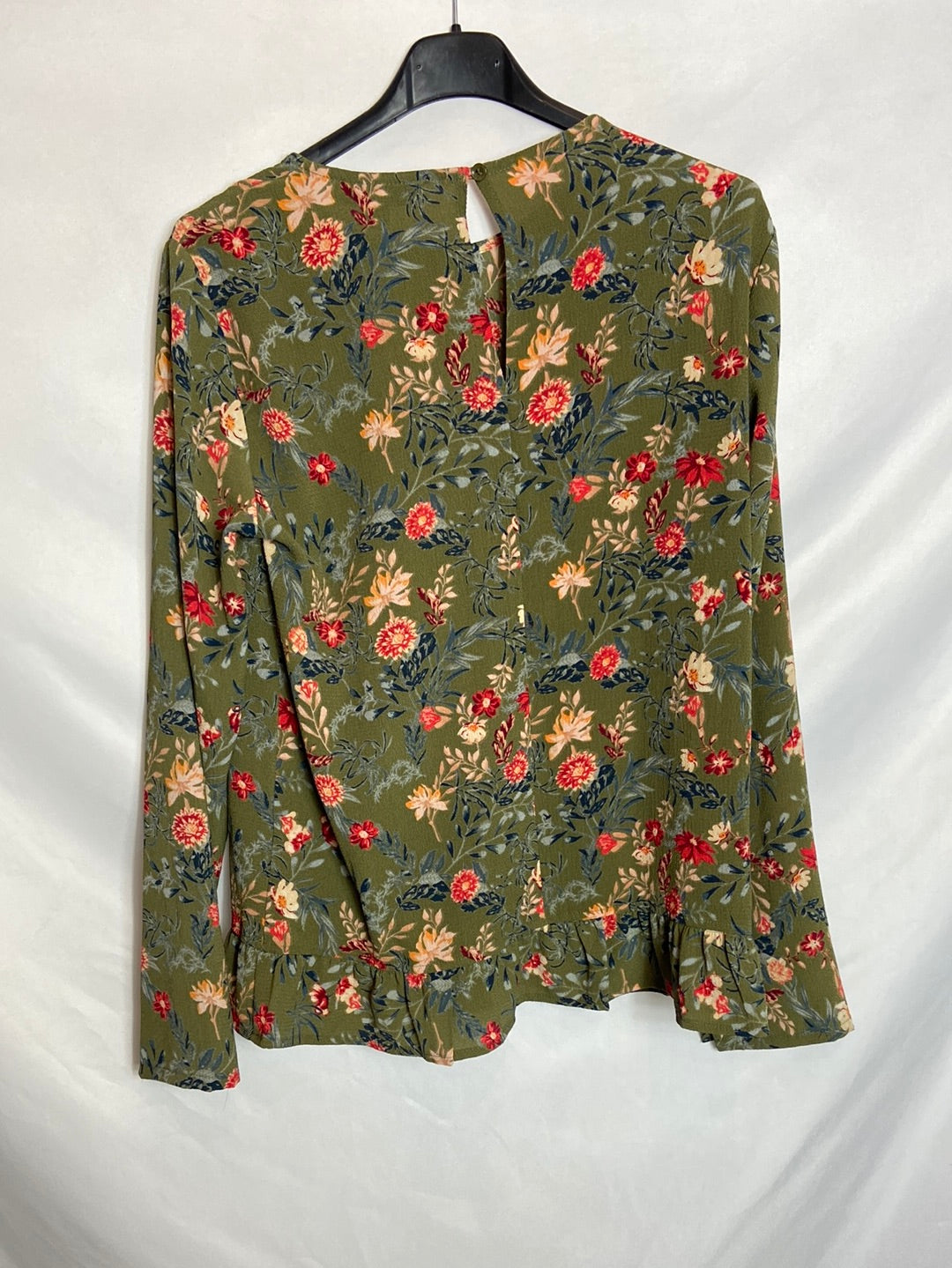 CORTEFIEL. Green ruffle printed blouse TS