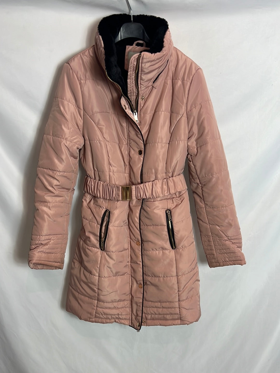 ANDREA LEE. Pink feather belt. TM