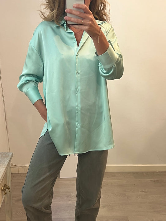 ZARA. Green satin blouse T.xs