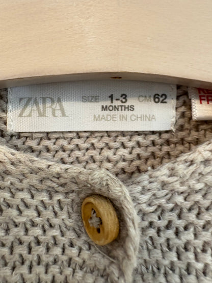 UNIT. Rebeca beige claro. T 1-3 meses