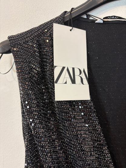 ZARA. Top lentejuelas mini negro