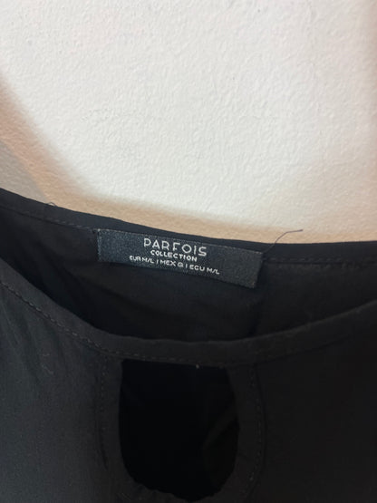 PARFOIS. Long black dress with straps. TM/L