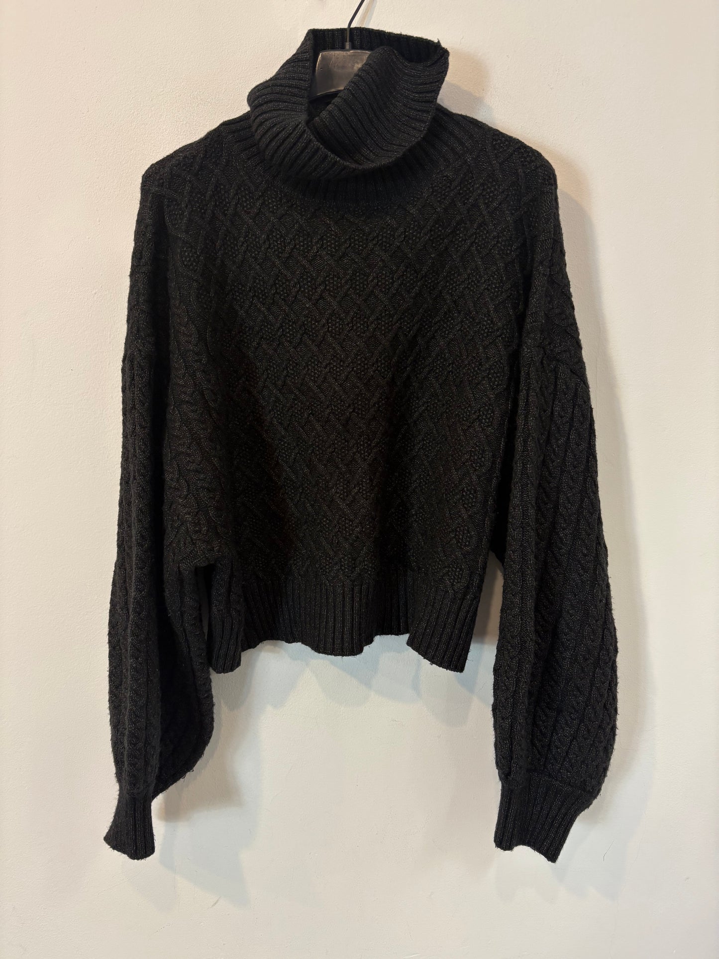 ZARA. Black stretch knit top. TL