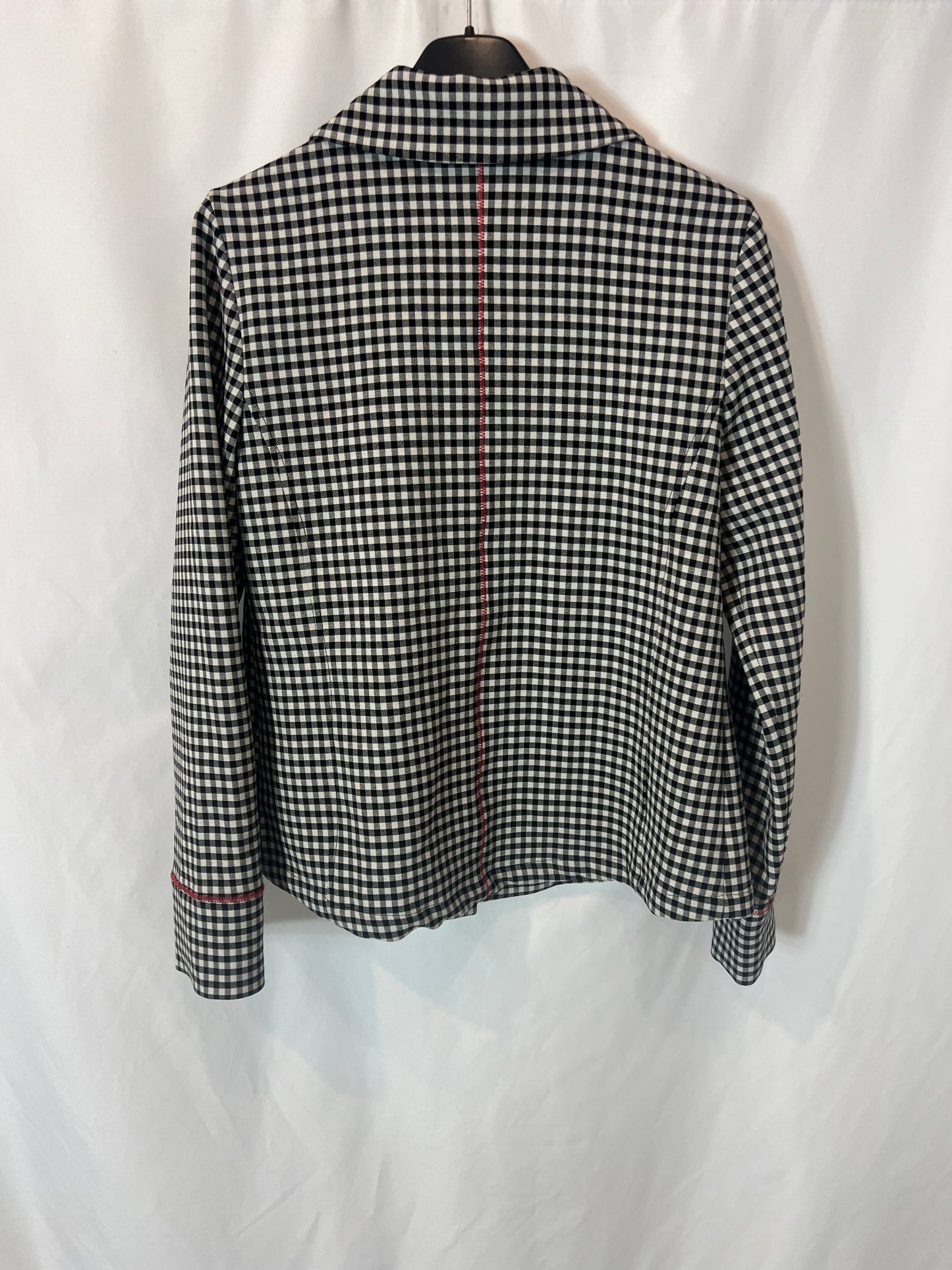 COLLECT. Chaqueta cuadros detalle bolsillos. T 38