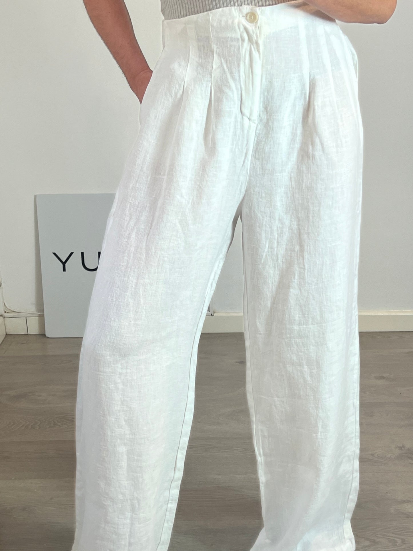 MUS&BOMBON. Pantalón blanco lino  T.l