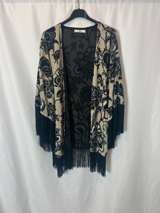 MANGO . kimono flores flecos. TU
