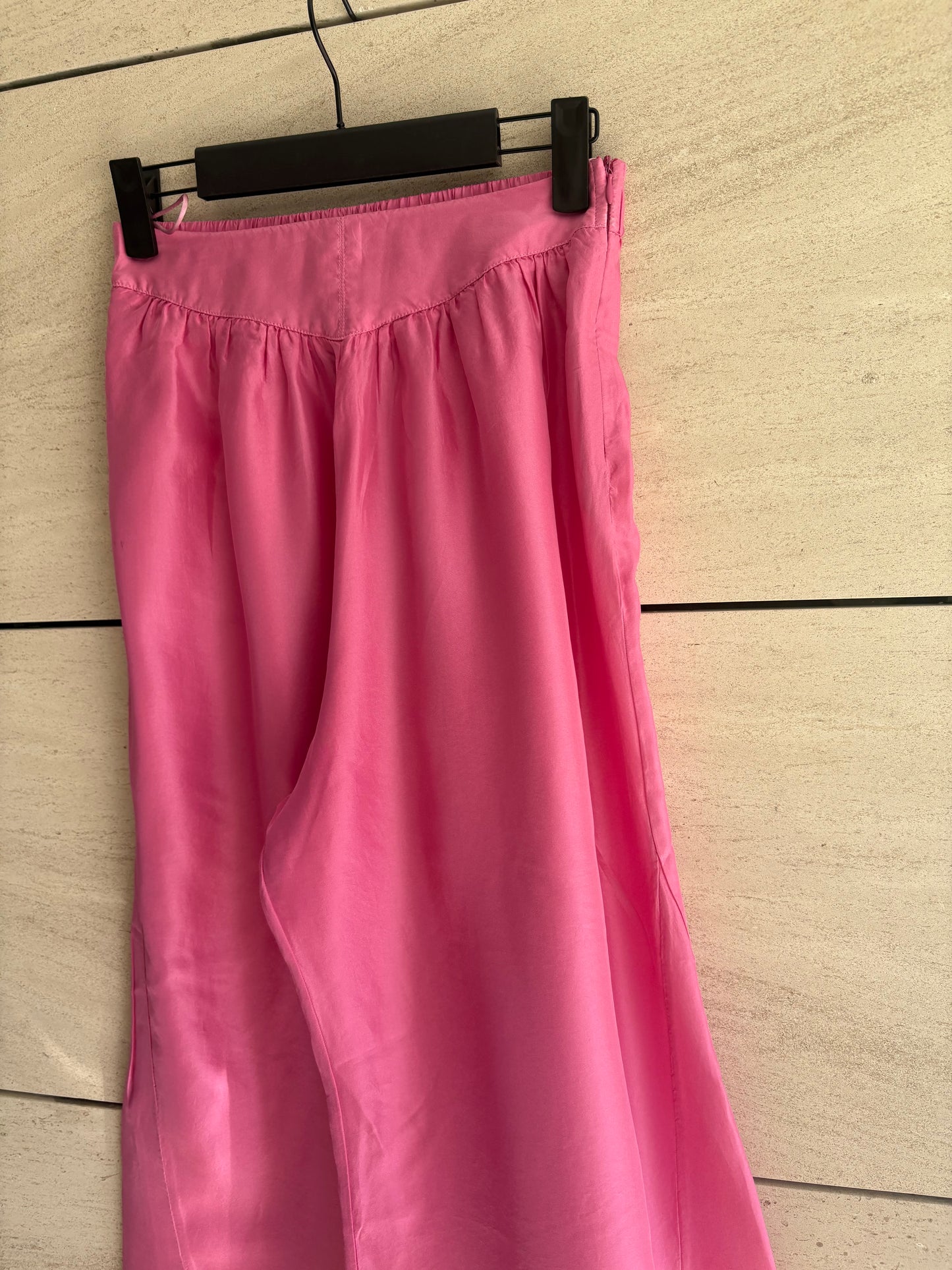 FORTE FORTE. Pantalón rosa seda