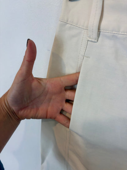 ZARA. Pantalón beige costura. T XS