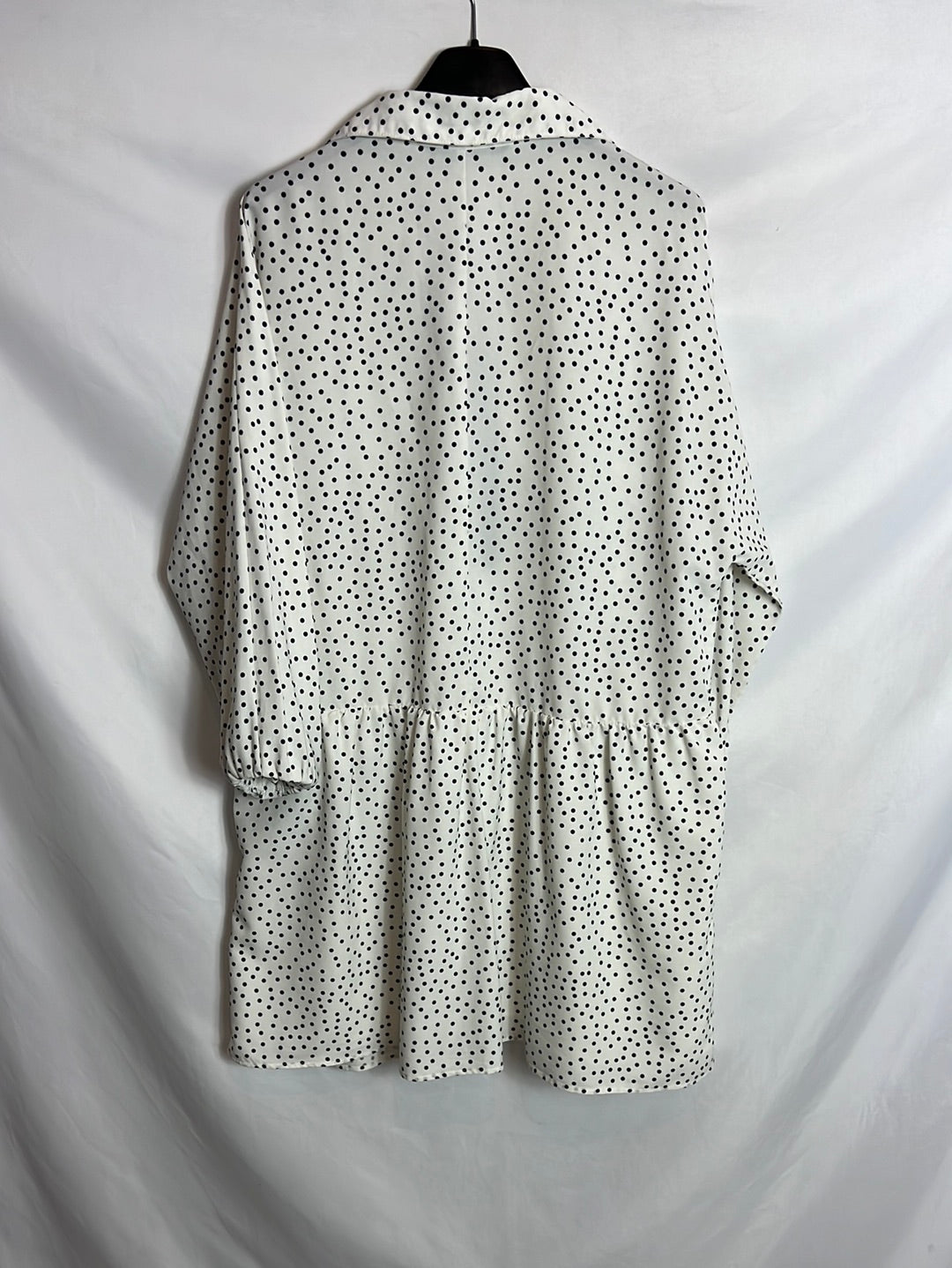 ZARA. White polka dot oversized dress. TS