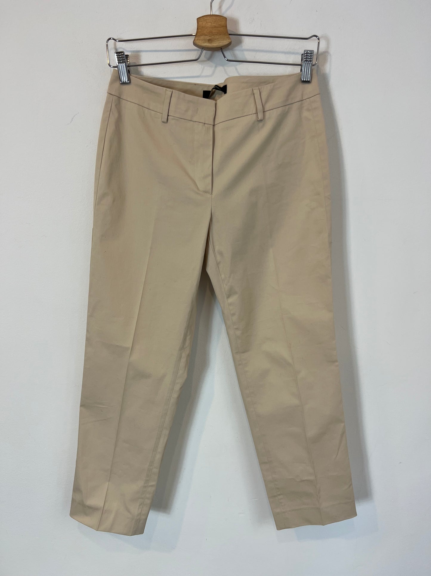 MAxMARA. Pantalón beige pinza. T 36
